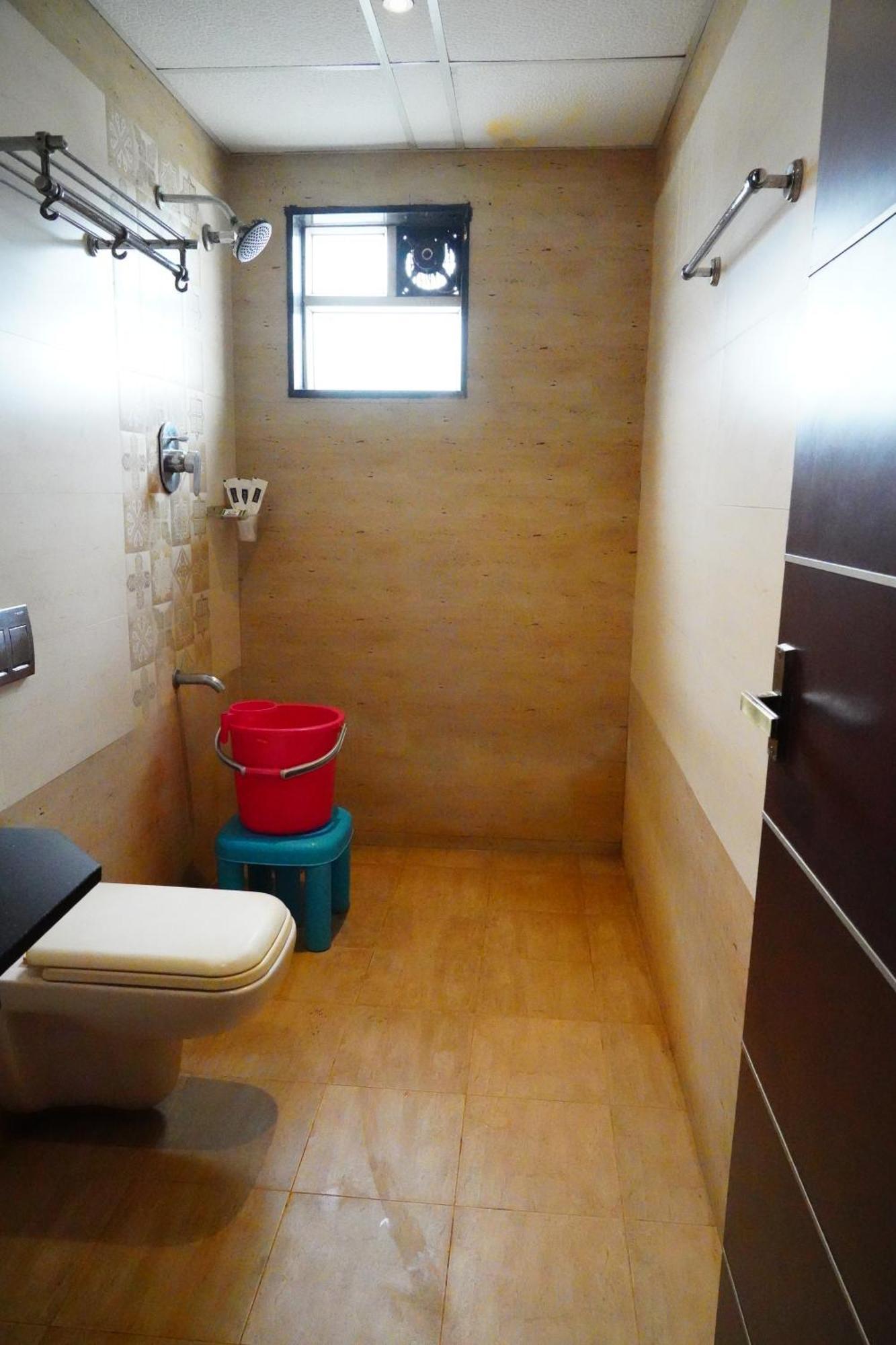Hotel Vinayagam Residency à Arcot Extérieur photo