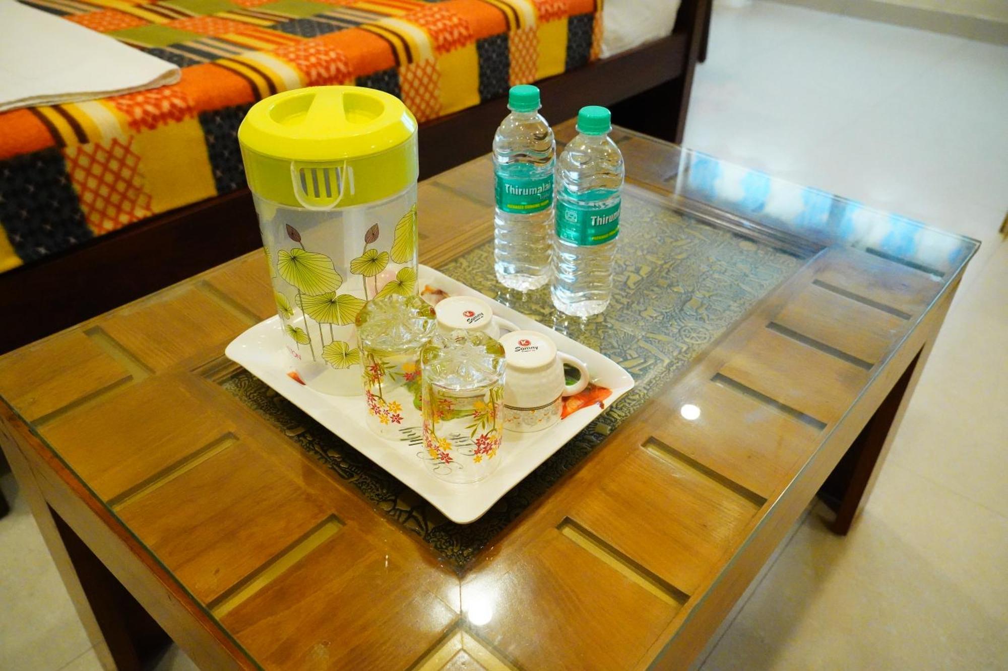 Hotel Vinayagam Residency à Arcot Extérieur photo