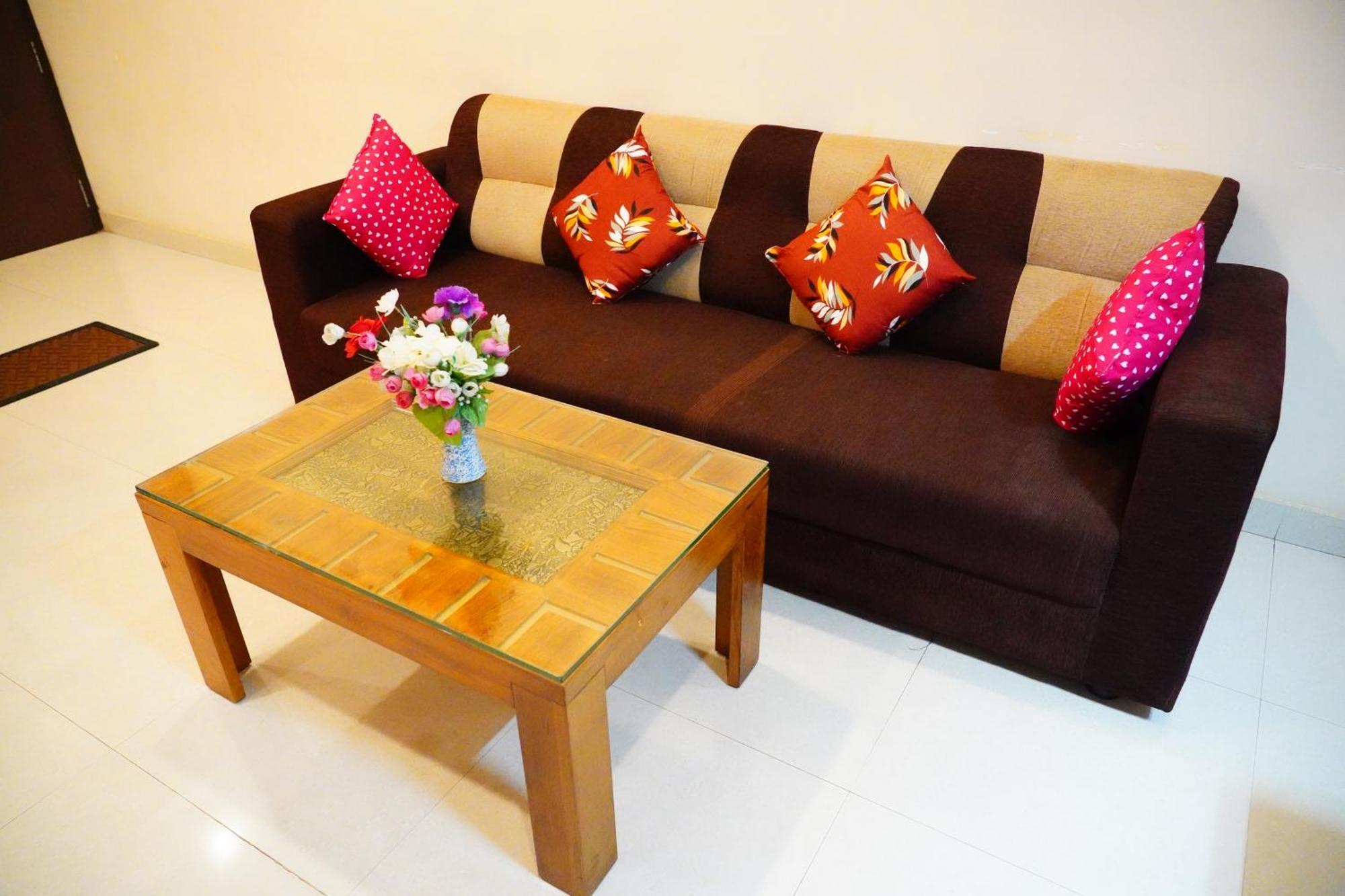 Hotel Vinayagam Residency à Arcot Extérieur photo