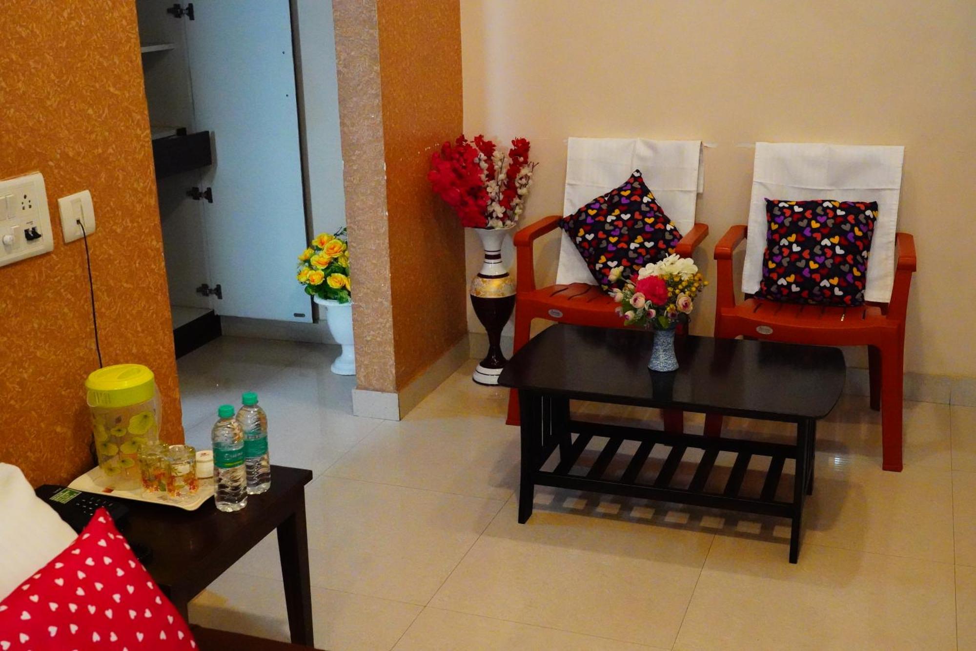 Hotel Vinayagam Residency à Arcot Extérieur photo